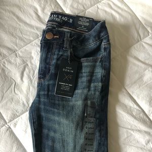 Dark wash low rise American Eagle jeans